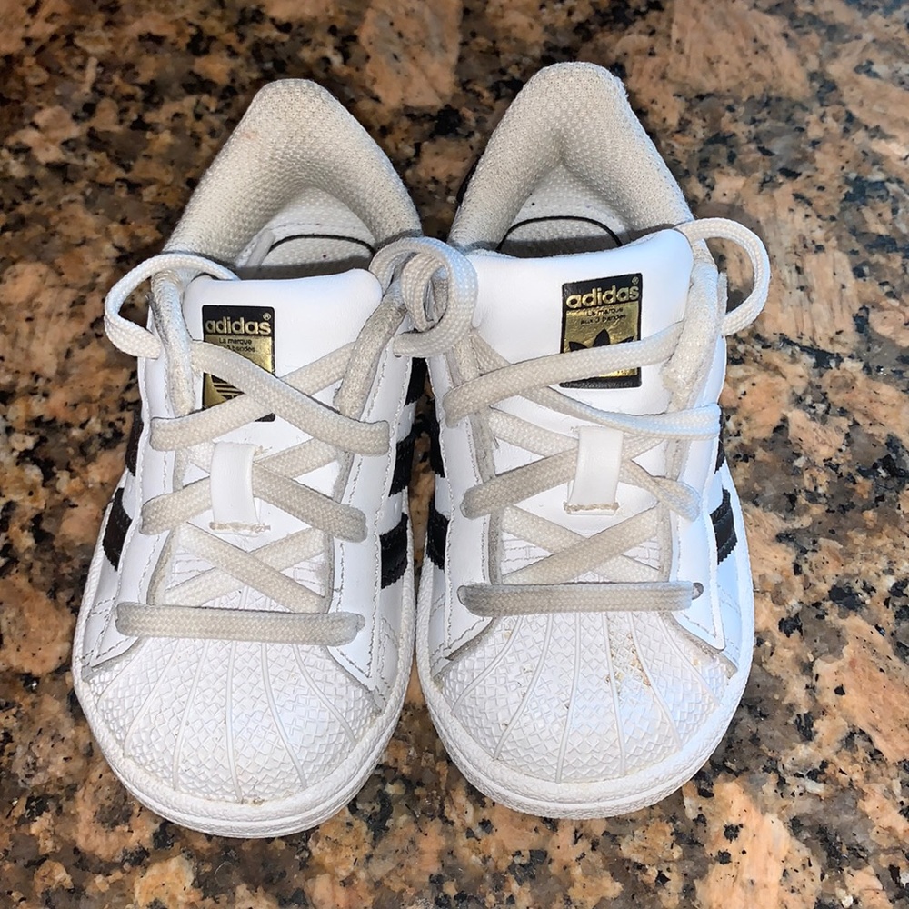 Toddler shoes